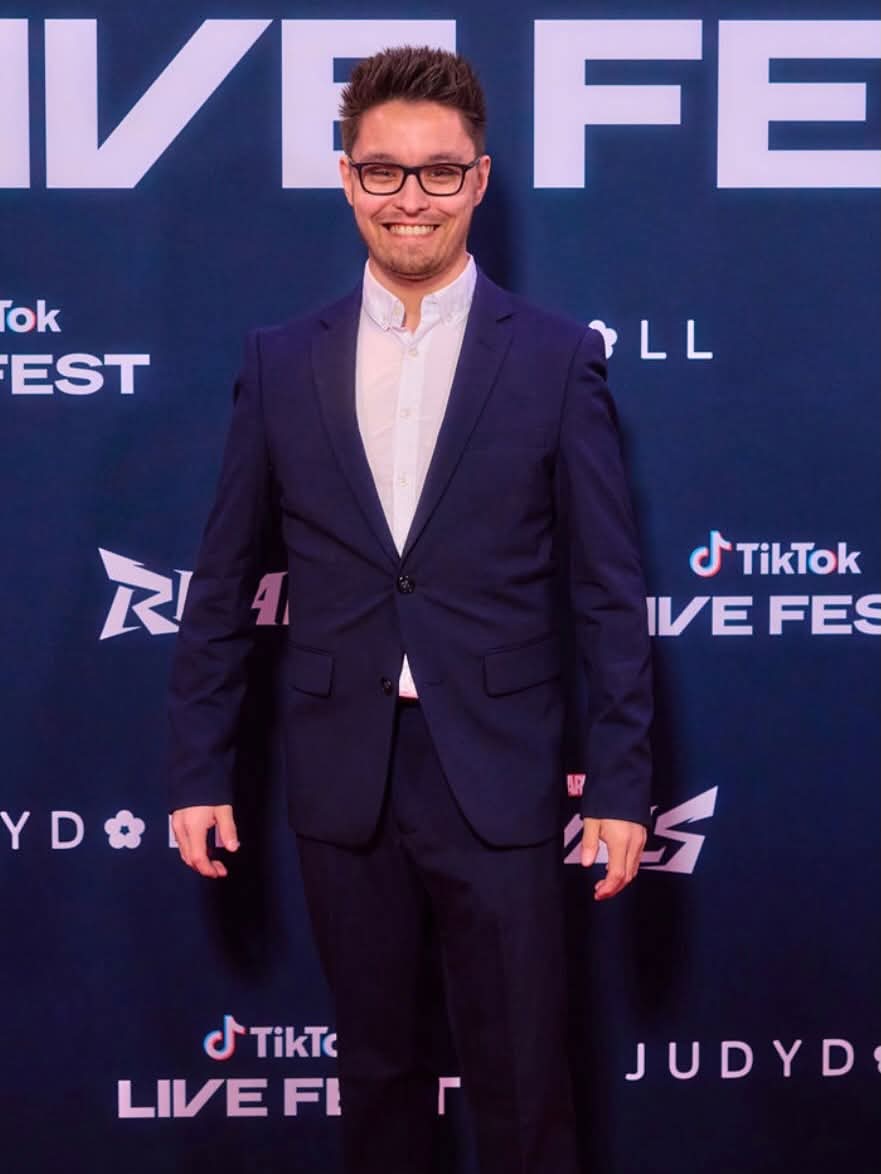 Mads på den røde løber ved TikTok LIVE Fest